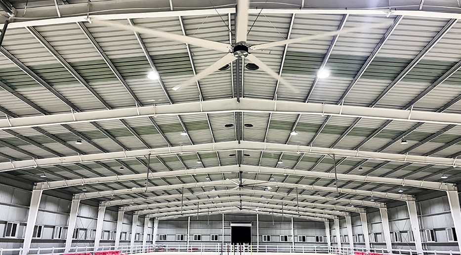 大王工业节能大风扇为现代马术场馆提供通风降温及气流改善完美方案